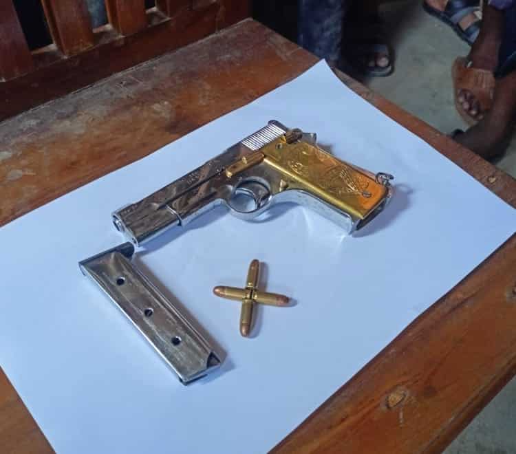 তালতলীতে পিস্তল ও গুলিসহ পাঁচজন আটক